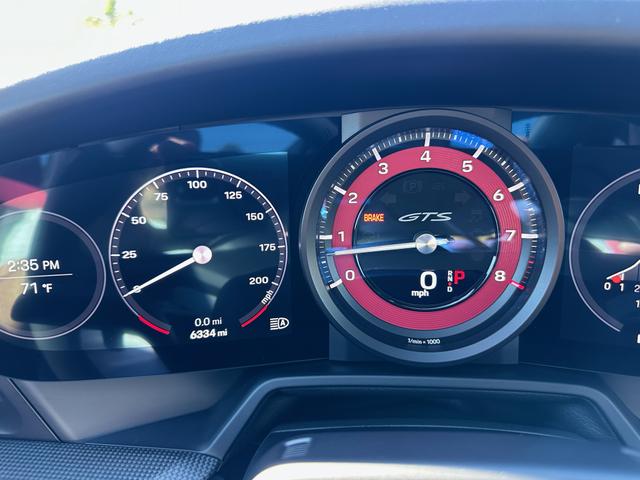 Photo of 2022 Red Porsche 911
