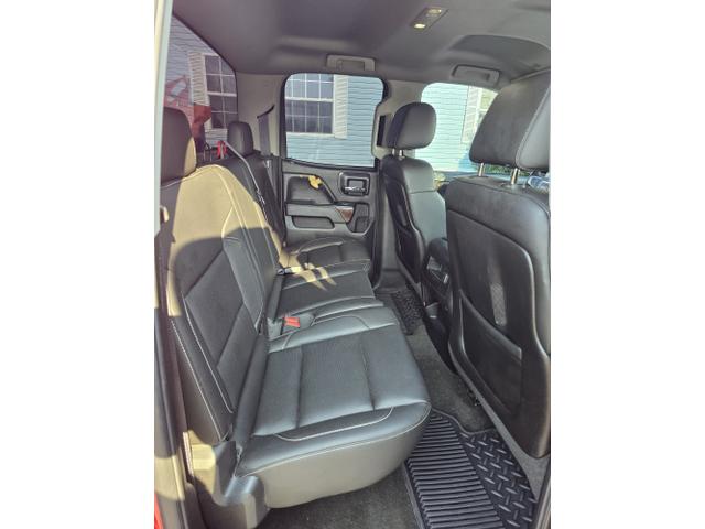 Photo of 2015 Red GMC Sierra 1500