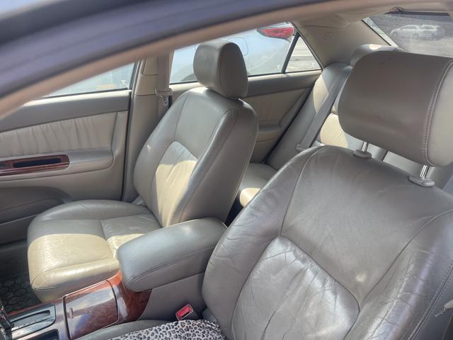 Photo of 2002 Green Toyota Camry