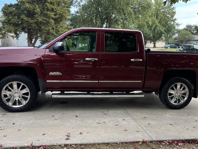 Photo of 2014 Purple Chevrolet Silverado 1500