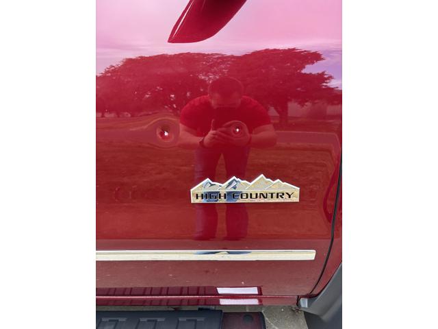 Photo of 2014 Purple Chevrolet Silverado 1500