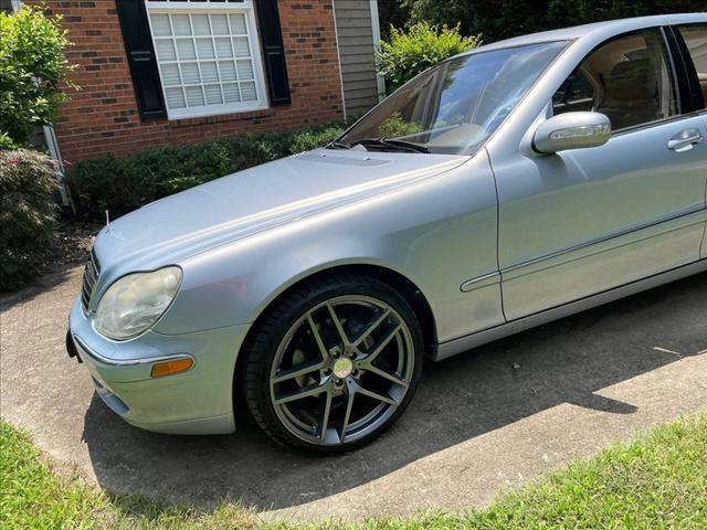 Photo of 2003 Blue Mercedes-Benz S-Class
