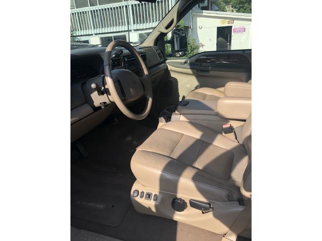 Photo of 2001 White Ford F-350
