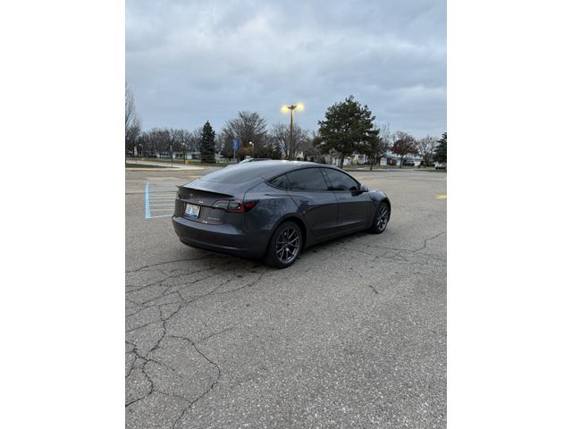 Photo of 2023 Gray Tesla Model 3