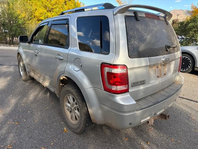 Photo of 2009 Silver Ford Escape Hybrid