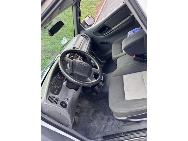 Photo of 2011 White Ford Ranger