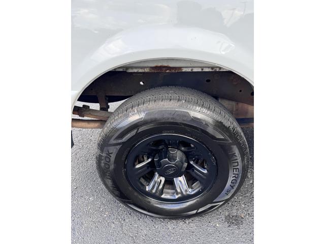 Photo of 2011 White Ford Ranger