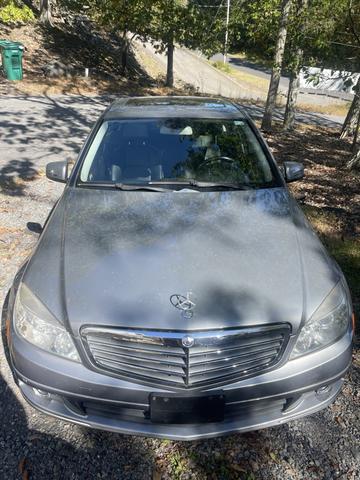Photo of 2010 Silver Mercedes-Benz C-Class
