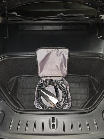 Photo of 2022 Gray Tesla Model S