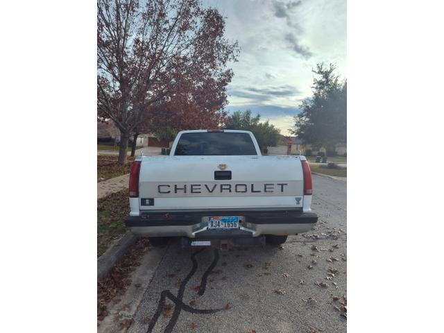 Photo of 1995 White Chevrolet 1500