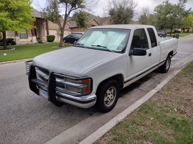 Photo of 1995 White Chevrolet 1500
