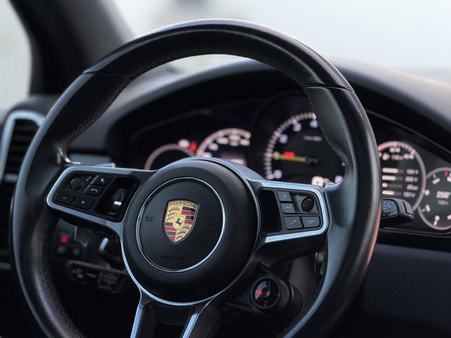 Photo of 2020 Black Porsche Cayenne
