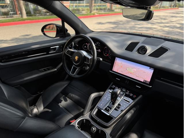 Photo of 2020 Black Porsche Cayenne