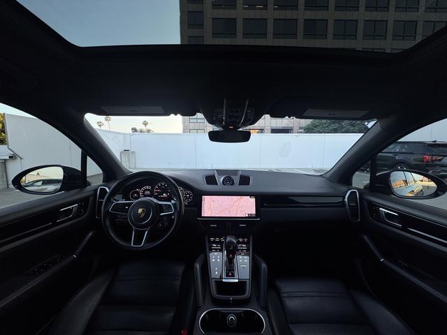 Photo of 2020 Black Porsche Cayenne