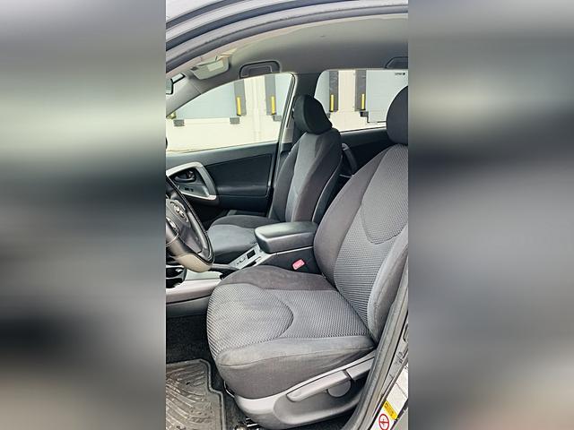 Photo of 2008 Gray Toyota RAV4
