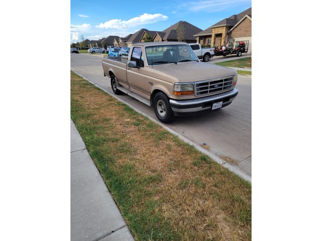 Photo of 1996 Gold Ford F-150