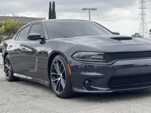 Photo of 2018 Gray Dodge Charger