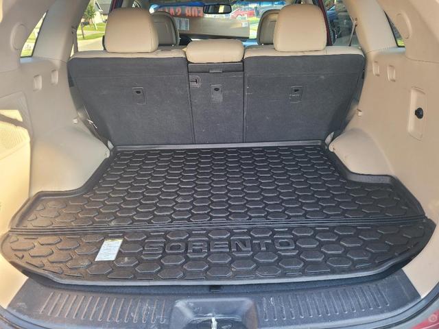 Photo of 2014 Red Kia Sorento