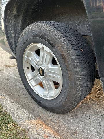 Photo of 2009 Black Chevrolet Tahoe
