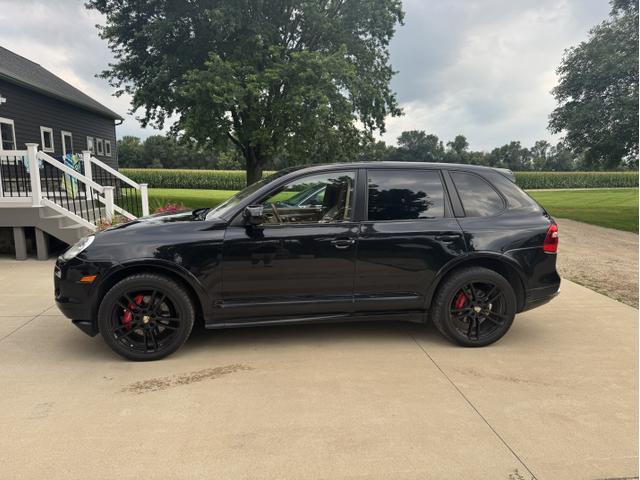 Photo of 2008 Black Porsche Cayenne