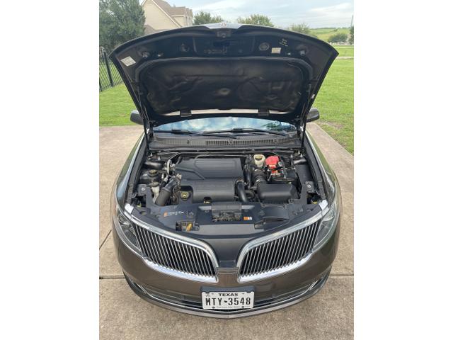 Photo of 2015 Brown Lincoln MKS