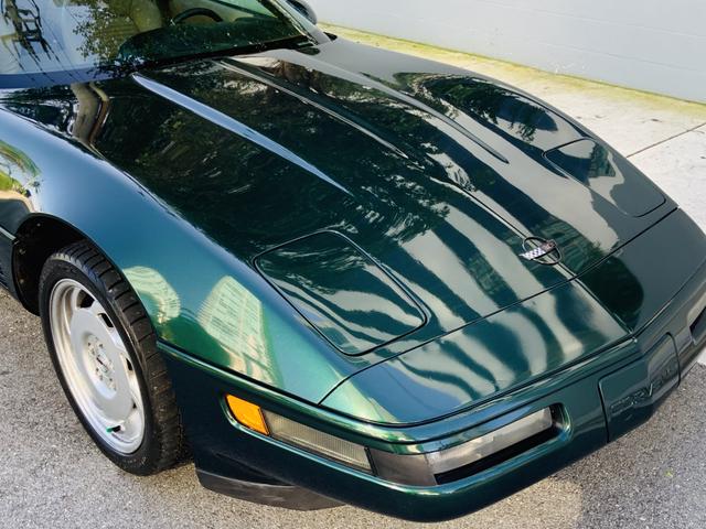 Photo of 1994 Green Chevrolet Corvette