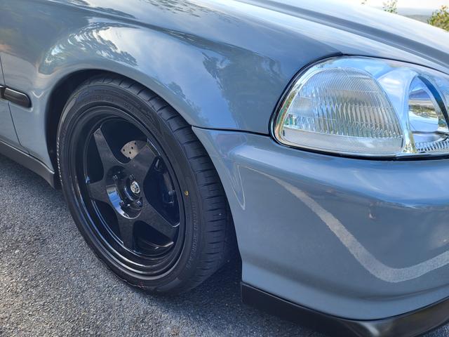 Photo of 1997 Gray Honda Civic