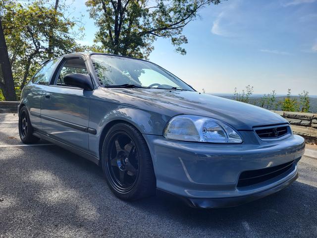 Photo of 1997 Gray Honda Civic