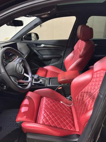 Photo of 2021 Black Audi SQ5