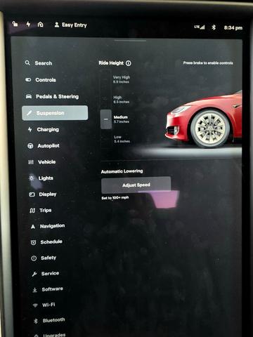 Photo of 2018 Red Tesla Model S