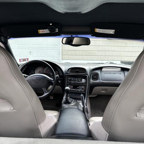 Photo of 2002 Silver Chevrolet Corvette