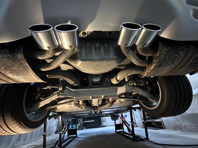 Photo of 2002 Silver Chevrolet Corvette