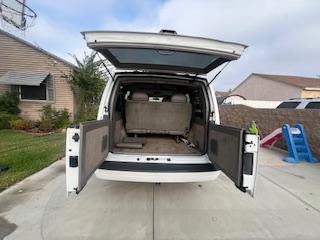 Photo of 2005 White Chevrolet Astro