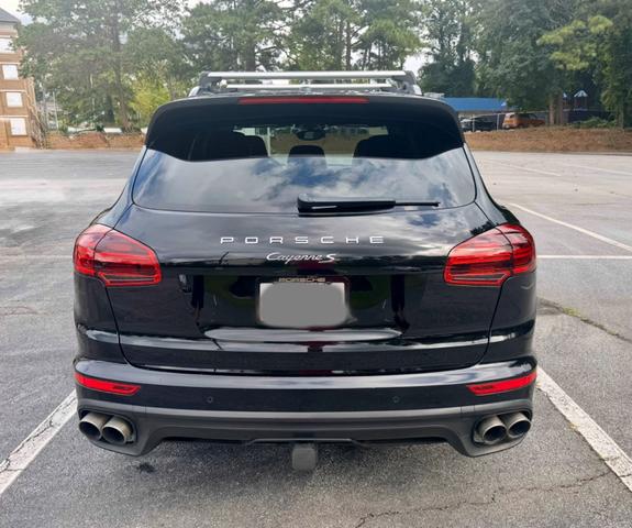 Photo of 2018 Black Porsche Cayenne