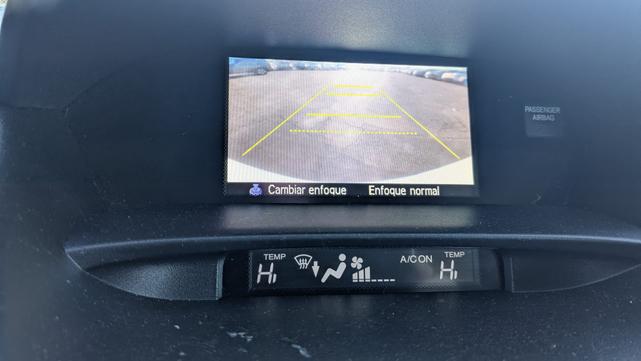 Photo of 2015 White Acura RDX