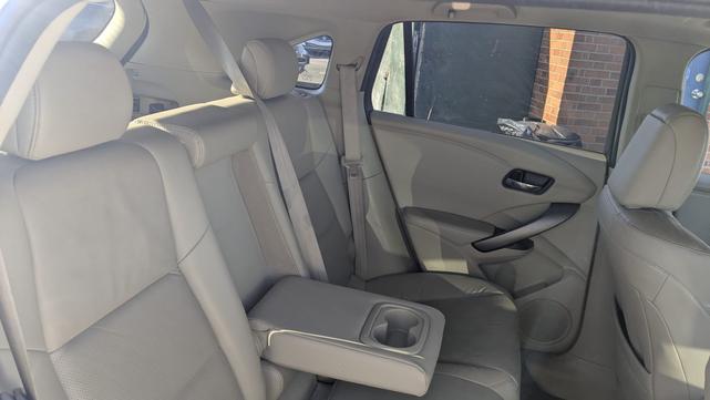 Photo of 2015 White Acura RDX