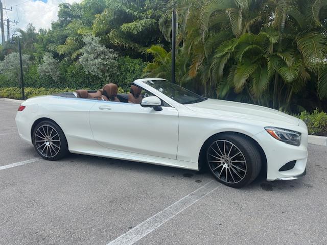 Photo of 2017 White Mercedes-Benz S-Class
