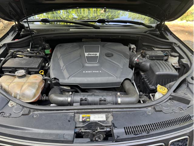 Photo of 2014 Gray Jeep Grand Cherokee