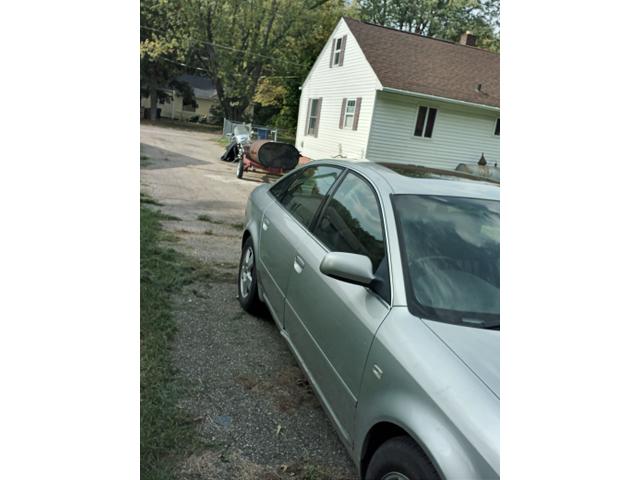 Photo of 2001 Gray Audi A6