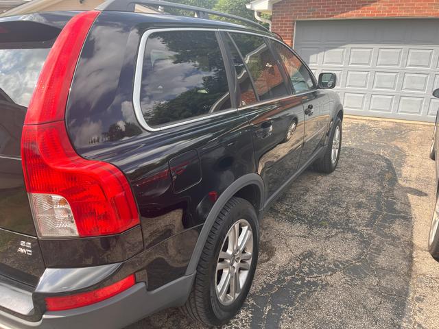 Photo of 2009 Black Volvo XC90
