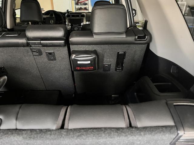 Photo of 2021 Gray Toyota 4Runner
