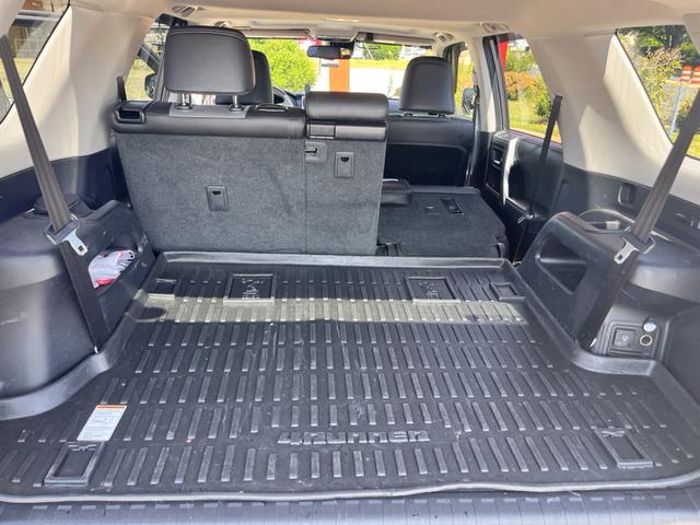Photo of 2021 Gray Toyota 4Runner