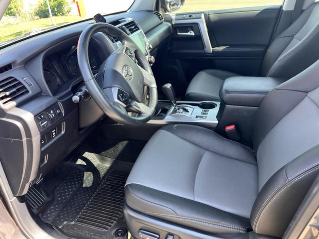 Photo of 2021 Gray Toyota 4Runner