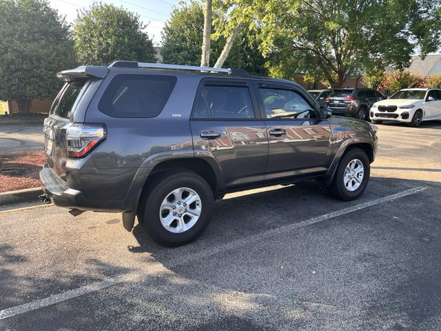 Photo of 2021 Gray Toyota 4Runner
