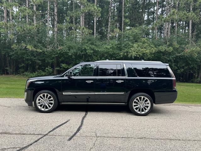 Photo of 2019 Black Cadillac Escalade ESV