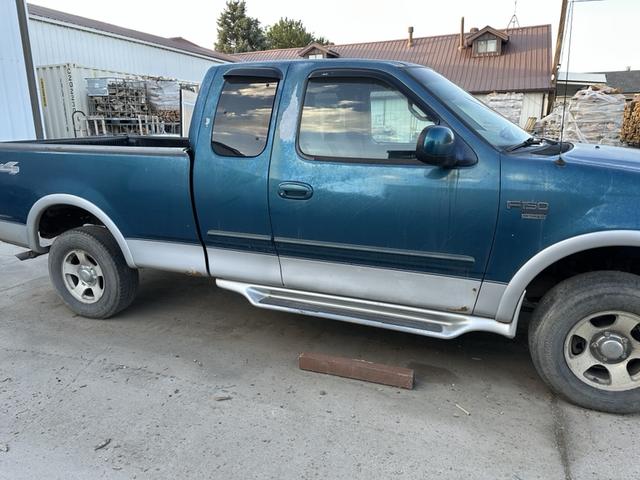 Photo of 2000 Green Ford F-150