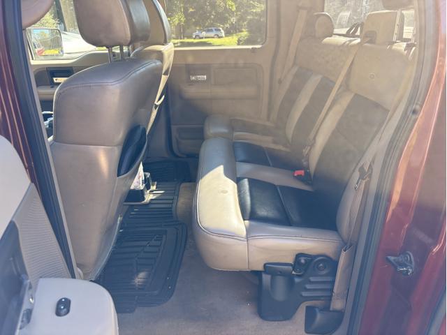 Photo of 2004 Red Ford F-150