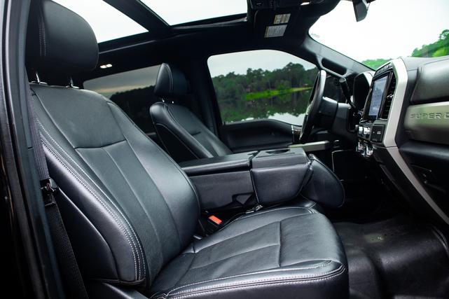 Photo of 2022 Black Ford F-250