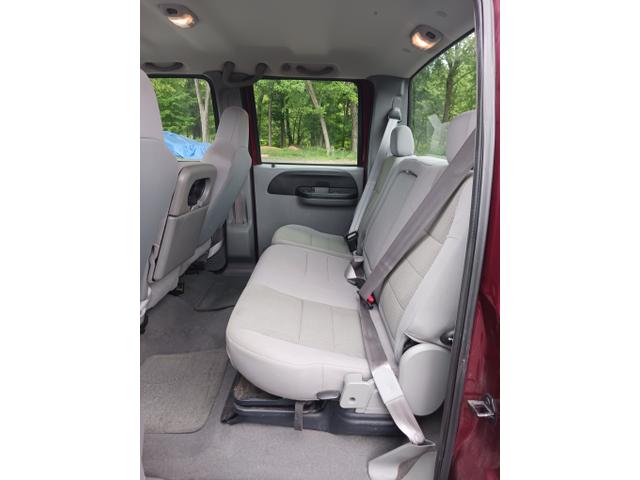 Photo of 2006 Red Ford F-250