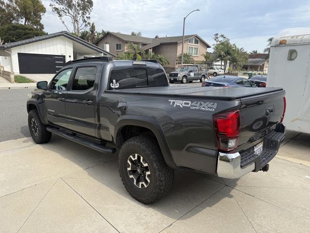 Photo of 2019 Gray Toyota Tacoma